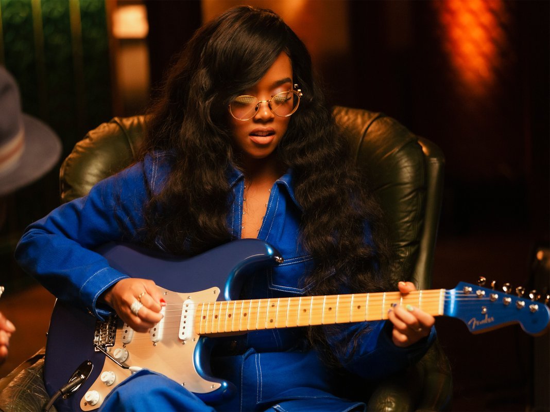 H.E.R. inspiring more women to play instruments