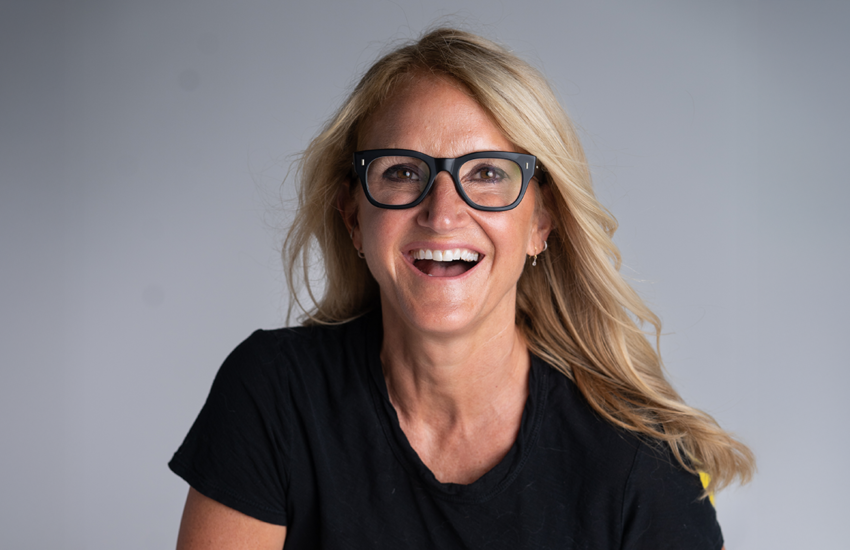 Author Mel Robbins