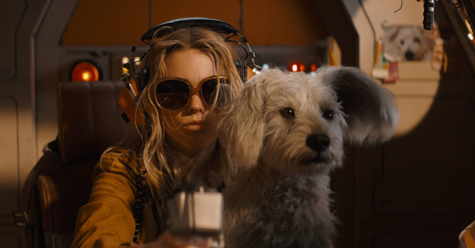 SUPERGIRL official trailer